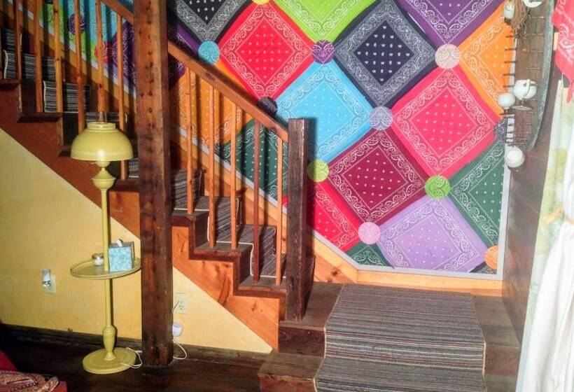 فندق The Baines House Inn