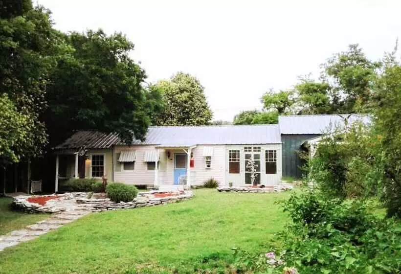 Hotelli The Baines House Inn