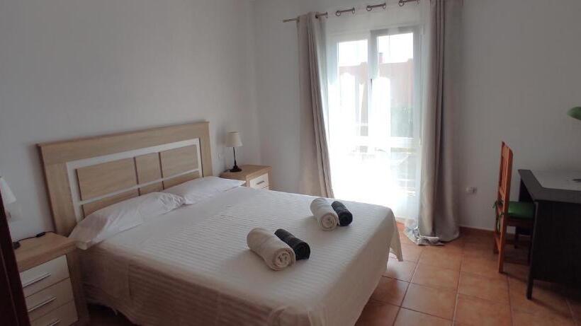 هتل Alojamiento Parque Corralejo