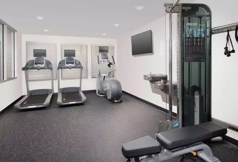 ホテル Woodspring Suites Seattle Redmond