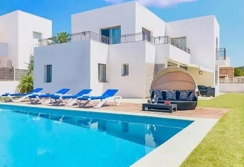 Villa Topaz