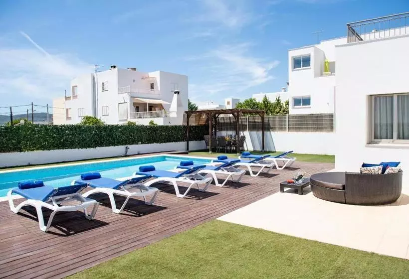 Villa Topaz