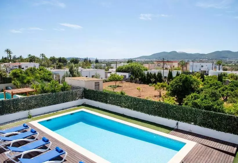 Villa Topaz