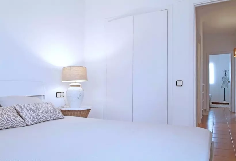 Vivalidays Casa Pinell   Palafolls   Costa Barcelona