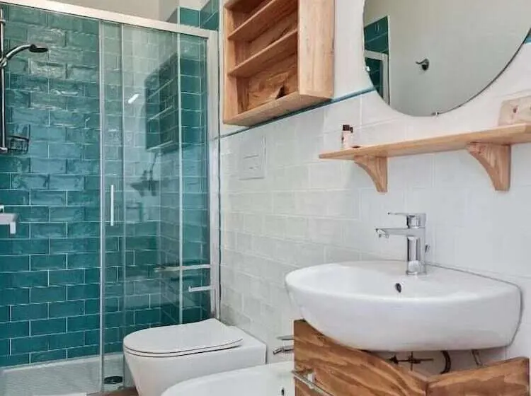 پانسیون Pola Rooms   Guesthouse