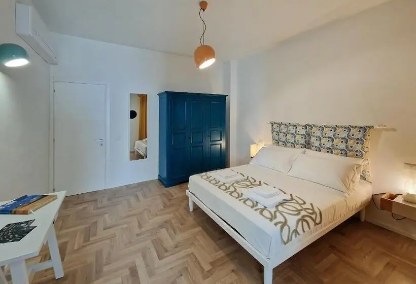 پانسیون Pola Rooms   Guesthouse