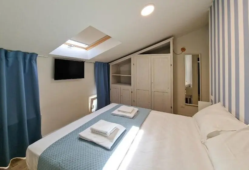 پانسیون Pola Rooms   Guesthouse