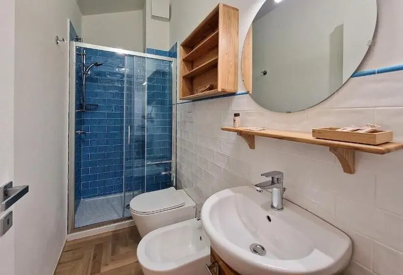 پانسیون Pola Rooms   Guesthouse
