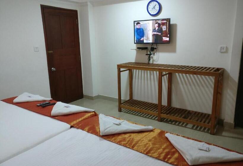 酒店 A V Residency