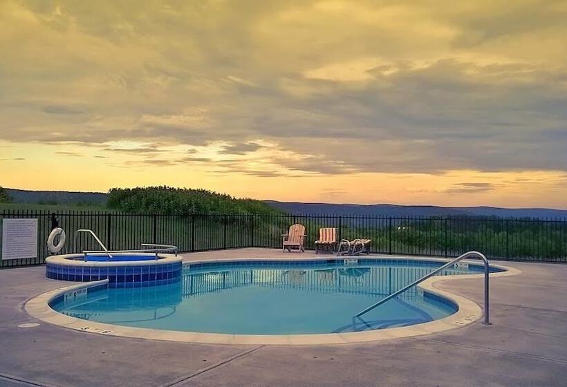 فندق August Lodge Cooperstown