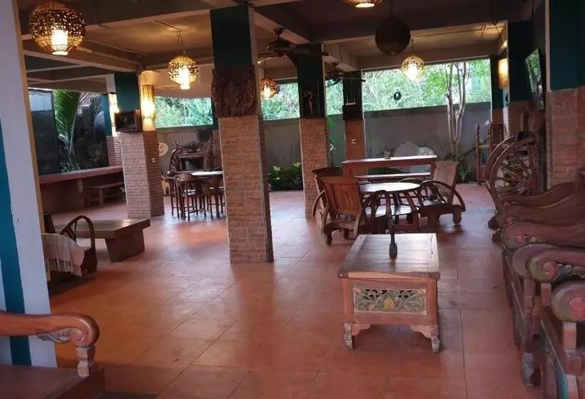 ホテル Clover Bali