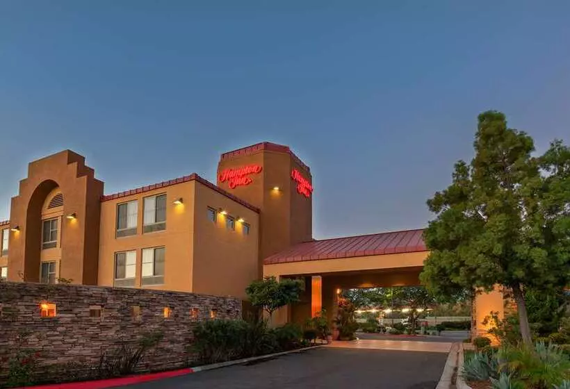 Hotelli Hampton Inn San Marcos, Ca