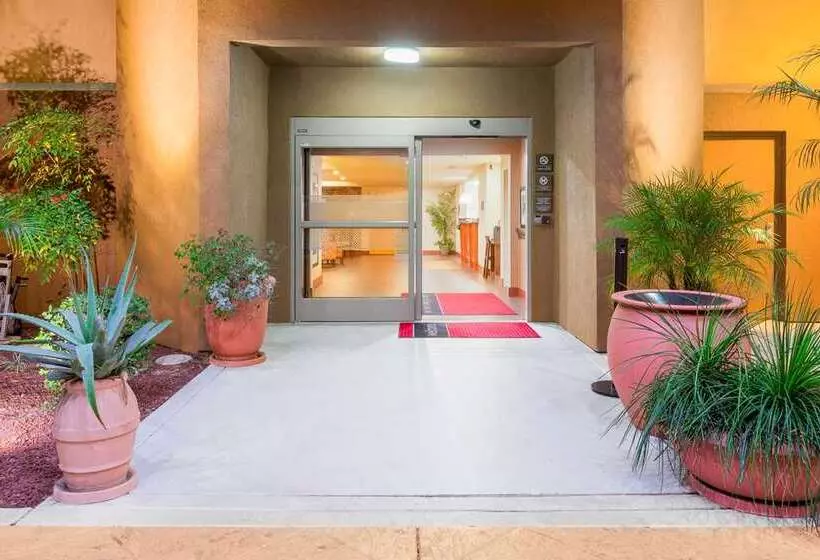 Hotelli Hampton Inn San Marcos, Ca