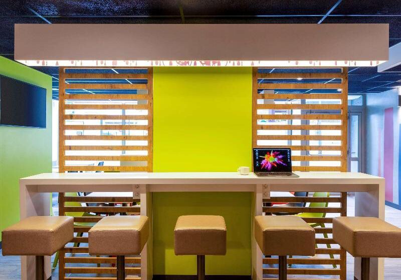 فندق Ibis Budget Paris Clichy Mairie