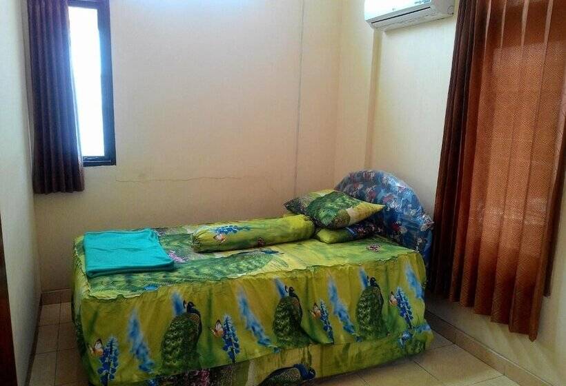 فندق Imam Bonjol Hostel