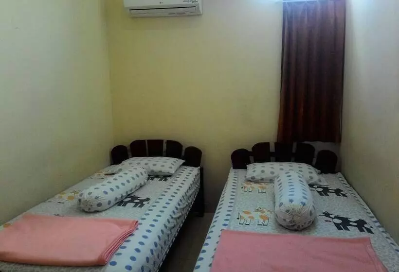Hotel Imam Bonjol Hostel