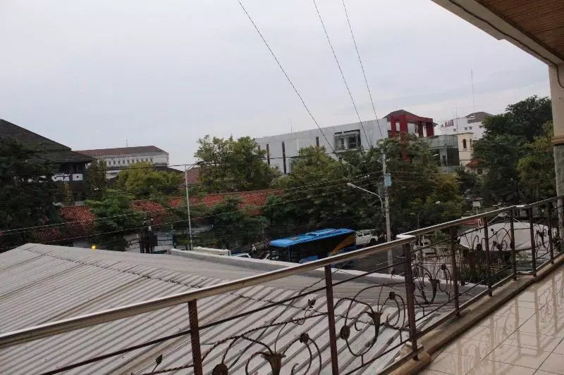 Hotel Imam Bonjol Hostel