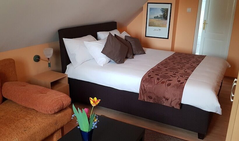 בית מלון כפרי Joy Guesthouse