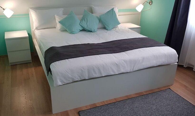 בית מלון כפרי Joy Guesthouse