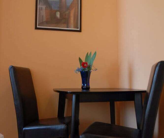 בית מלון כפרי Joy Guesthouse