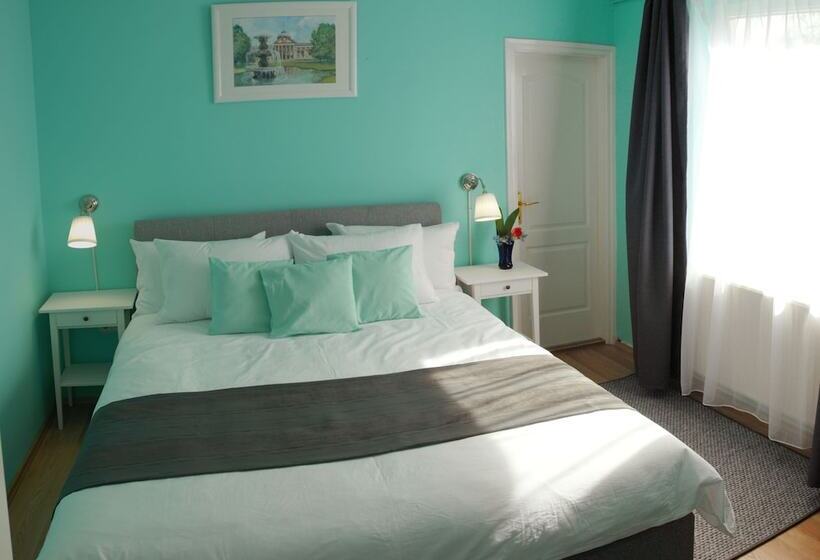 בית מלון כפרי Joy Guesthouse