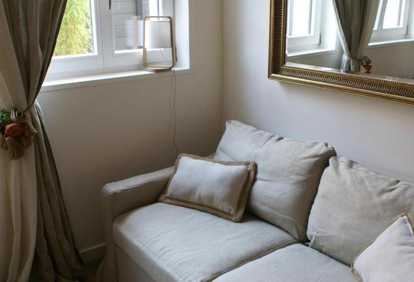 هتل La Cour Soubespin