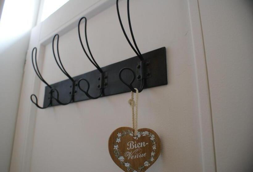 هتل La Cour Soubespin