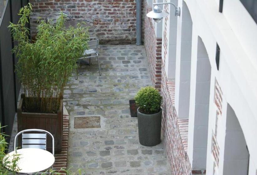 هتل La Cour Soubespin