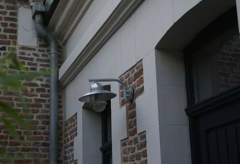 ホテル La Cour Soubespin