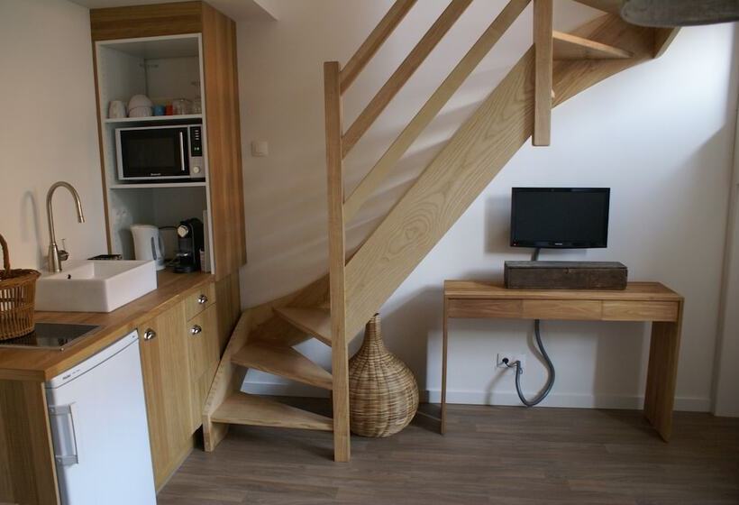 هتل La Cour Soubespin