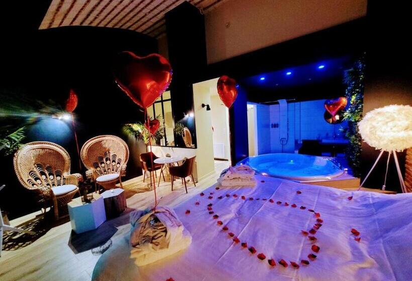 هتل La Parenthèse Envoutée