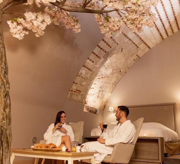 هتل La Parenthèse Envoutée