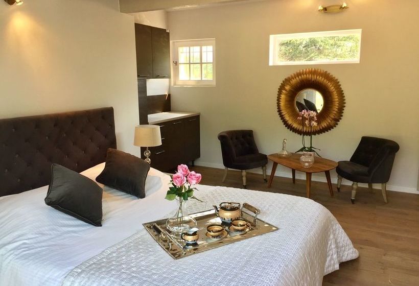 هتل Spa & Jacuzzi Le Domaine De La Tour