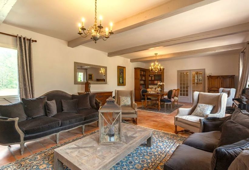 هتل Spa & Jacuzzi Le Domaine De La Tour