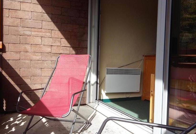 בית מלון כפרי Le Tyrol