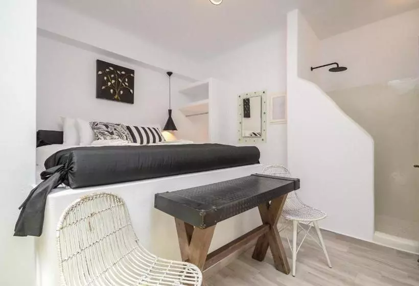 Hotelli Naxos Center Houses