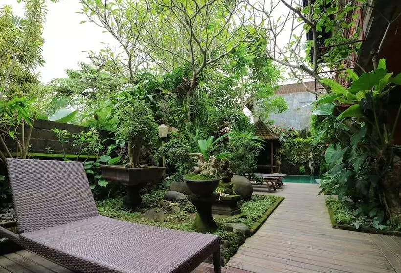 ホテル Pering Bungalow Ubud