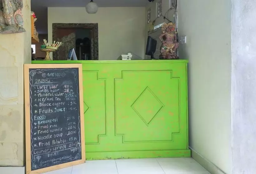 ホテル Pering Bungalow Ubud