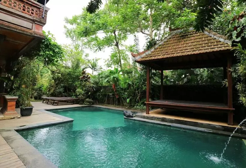 ホテル Pering Bungalow Ubud