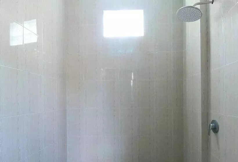 ホテル Pering Bungalow Ubud