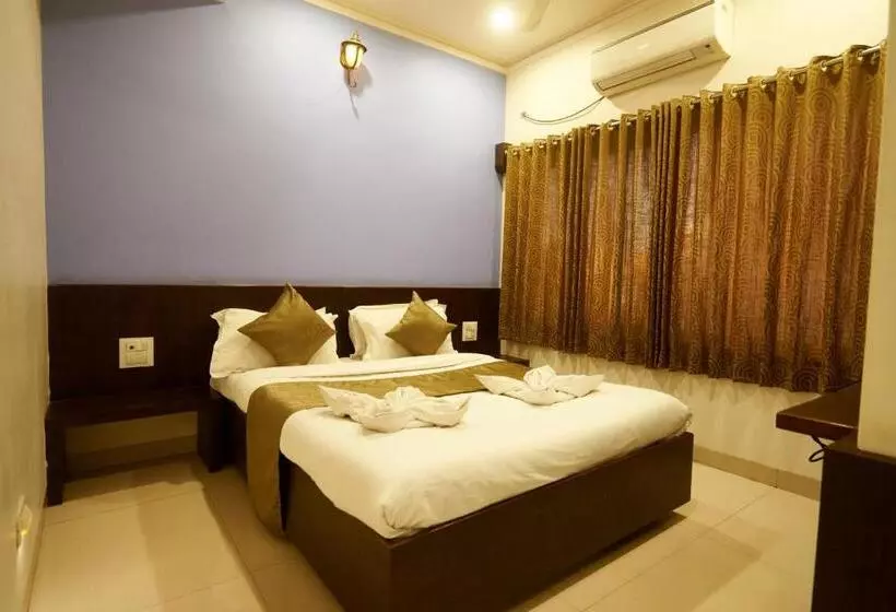 ホテル Pride Inn Shirdi
