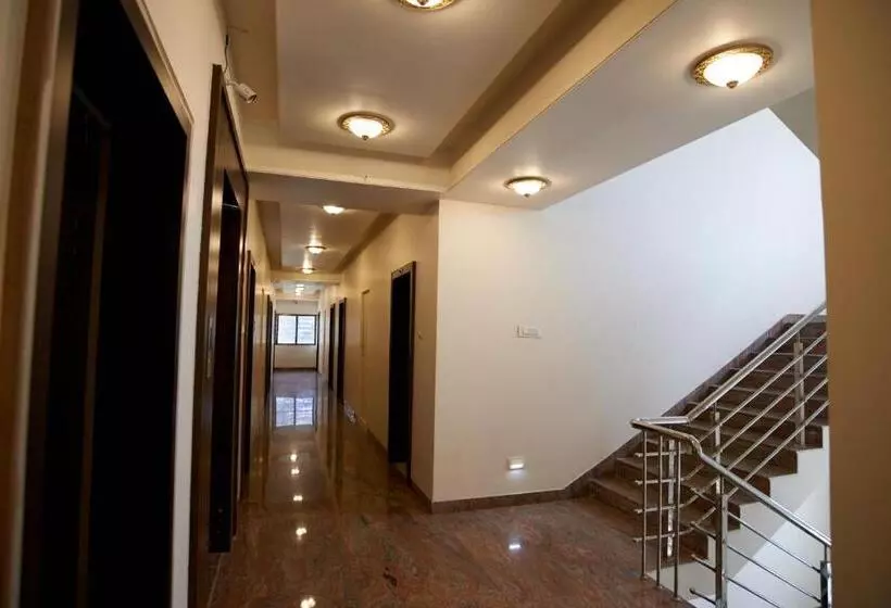 ホテル Pride Inn Shirdi