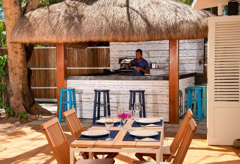 هتل R Beach Club