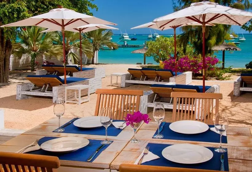 هتل R Beach Club