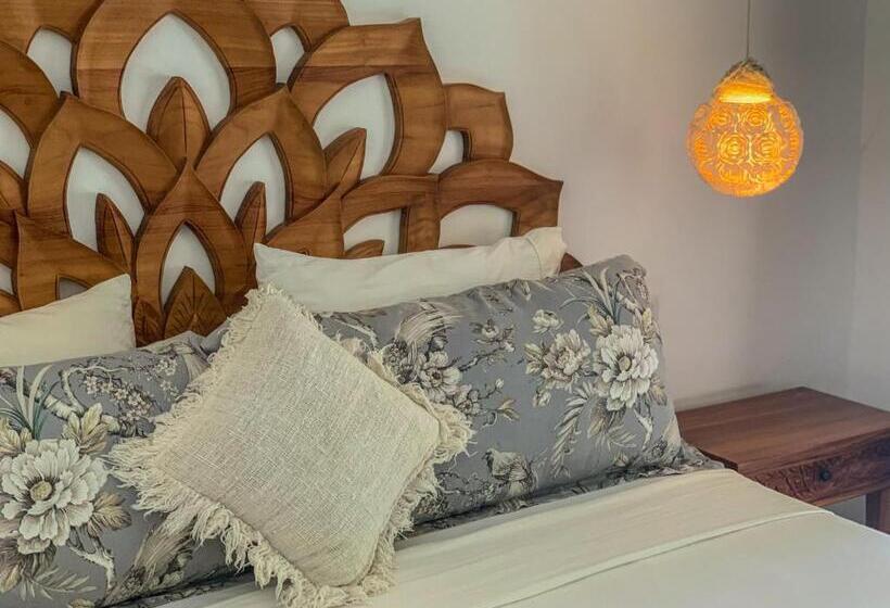 هتل Soraya Yoga Wellness Center