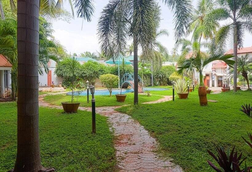 ホテル The Byke Puja Samudra