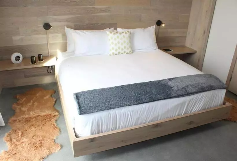 ホテル The Preston House And