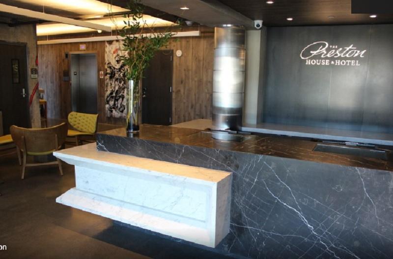 酒店 The Preston House And