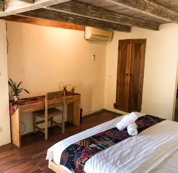 فندق The Tree House