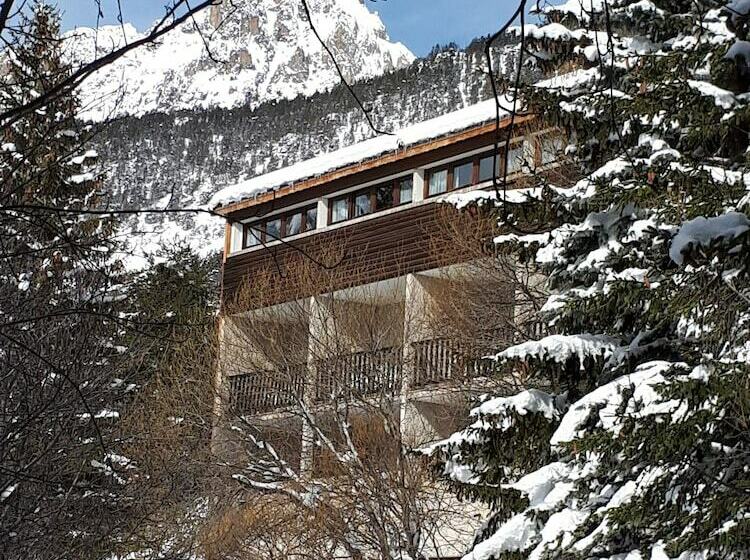 Отель Vvf Queyras, Ceillac En Queyras